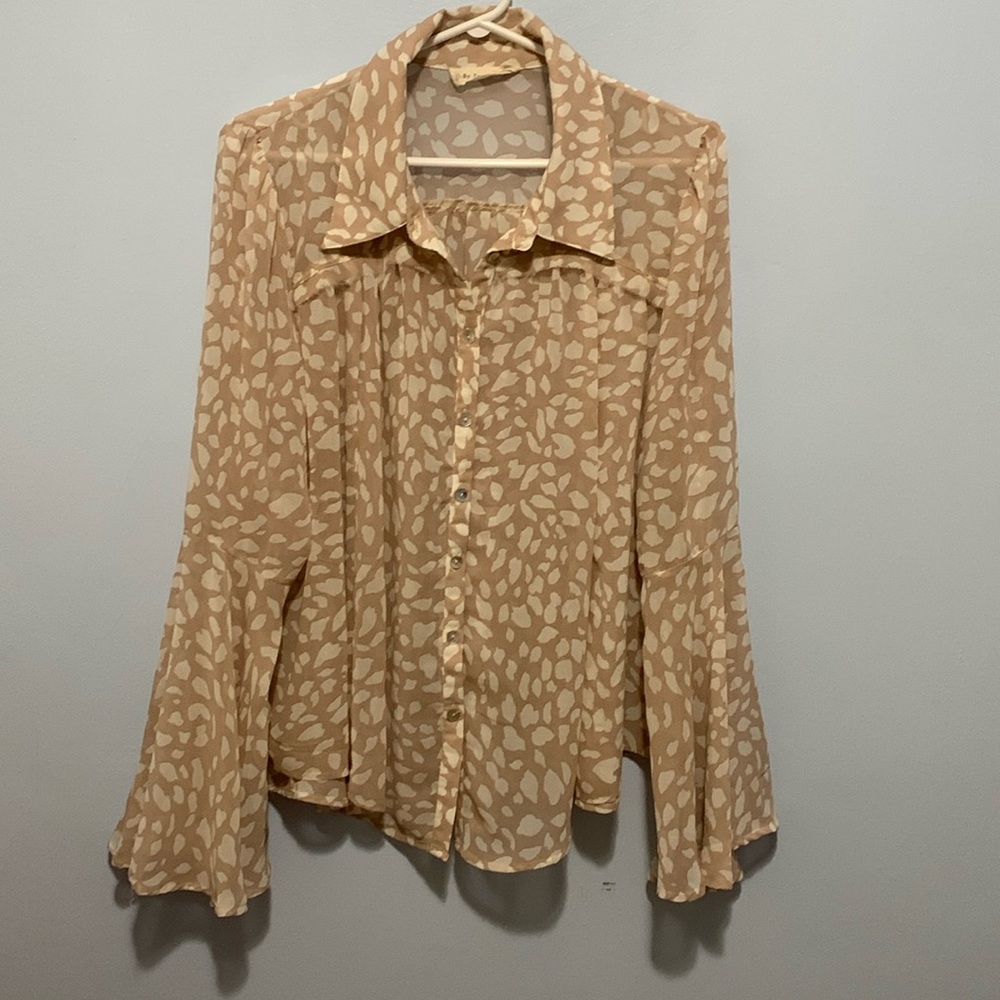 By Together Beautiful Sheer Blouse size large